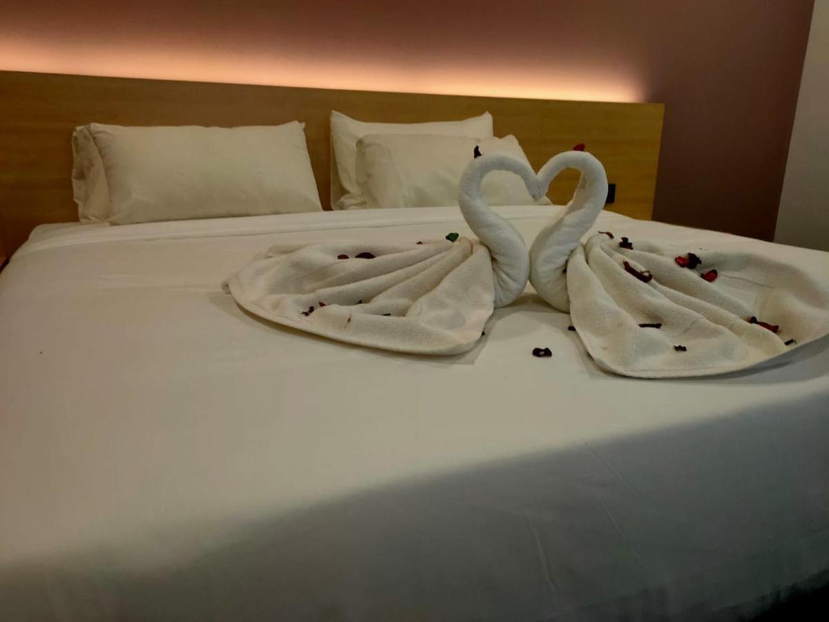 Folkmeldrum Hotel Johor Bahru Dış mekan fotoğraf