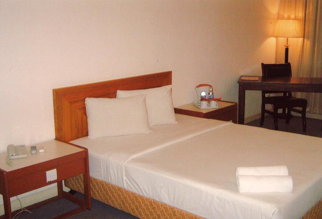 Folkmeldrum Hotel Johor Bahru Dış mekan fotoğraf
